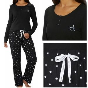 💋 3 for $20!! NWOT Calvin Klein Long Sleeve shirt (sleep and casual wear)